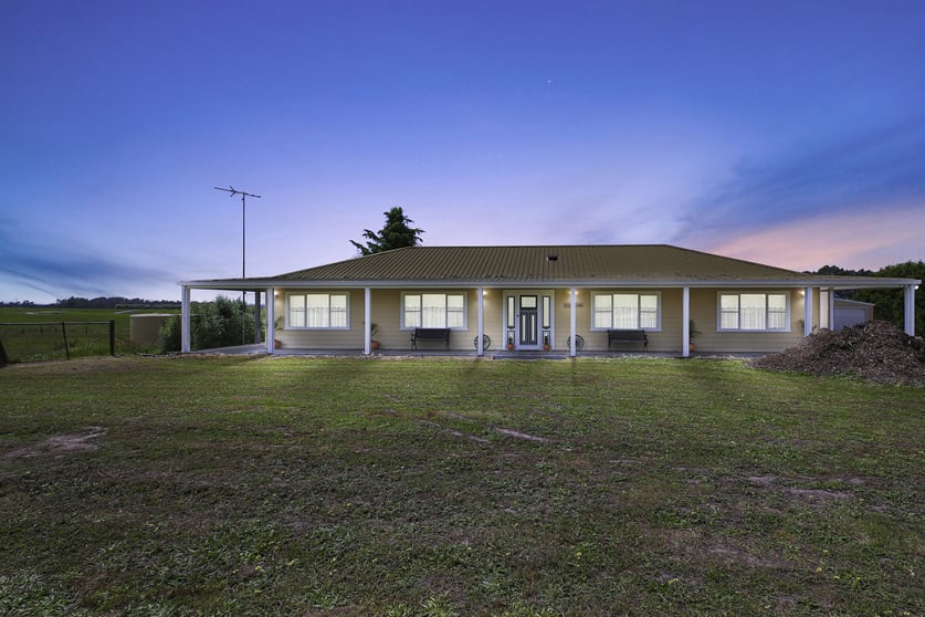 Click to view all images 516 Darnum Shady Creek Road Darnum VIC 3822 - Image 2