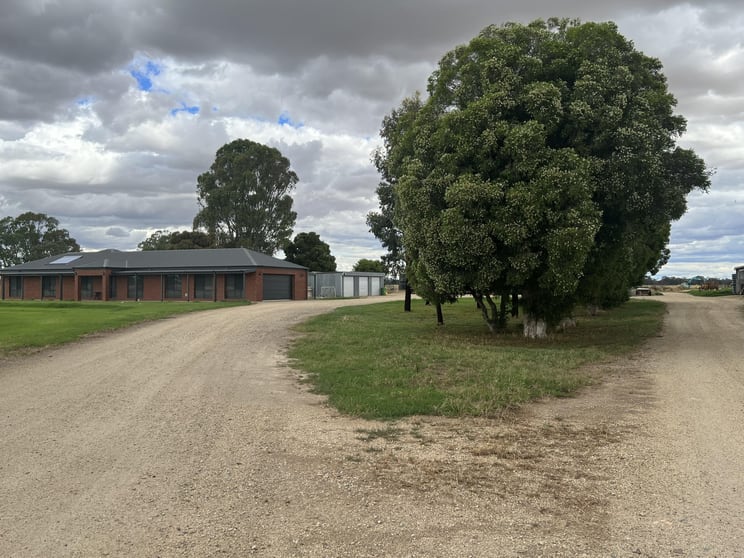 Click to view all images 109 Lukies Road Katamatite VIC 3649 - Image 2