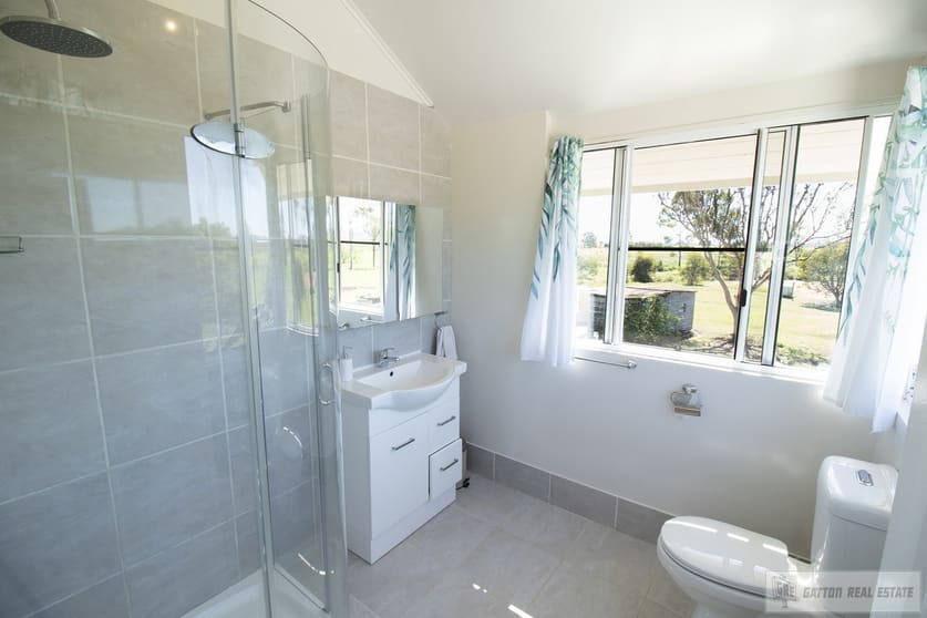 30 Topaz Crescent Lockyer Waters QLD 4311 - Image 3