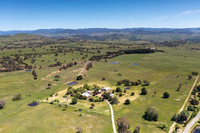 Click to view all images 633 Wallaroo Road Wallaroo NSW 2618 - Image 2