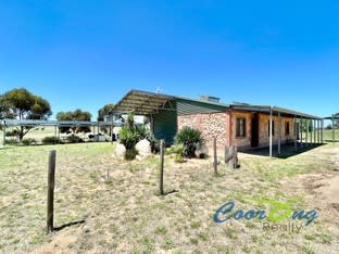 Click to view all images 409 Bowhill Road Burdett SA 5253 - Image 3