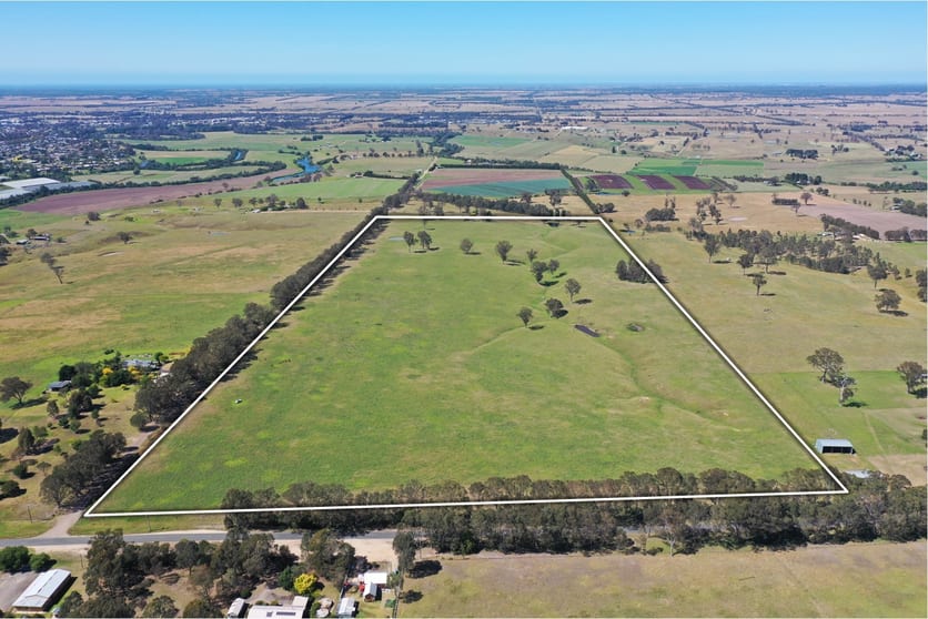 Click to view all images 10 Dockertys Road Wy Yung VIC 3875 - Image 2