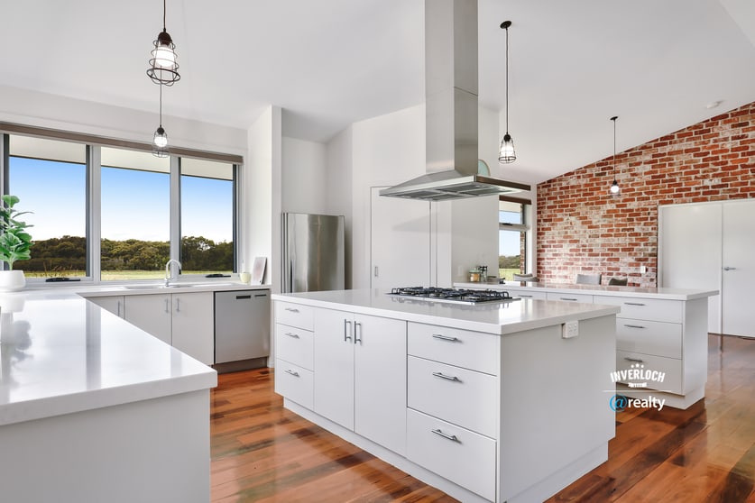 Click to view all images 1134 Tarwin Lower Road Middle Tarwin VIC 3956 - Image 3