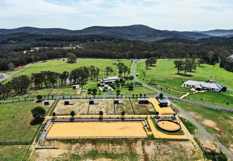 Click to view all images 288 Tiyces Lane Boxers Creek NSW 2580 - Image 2