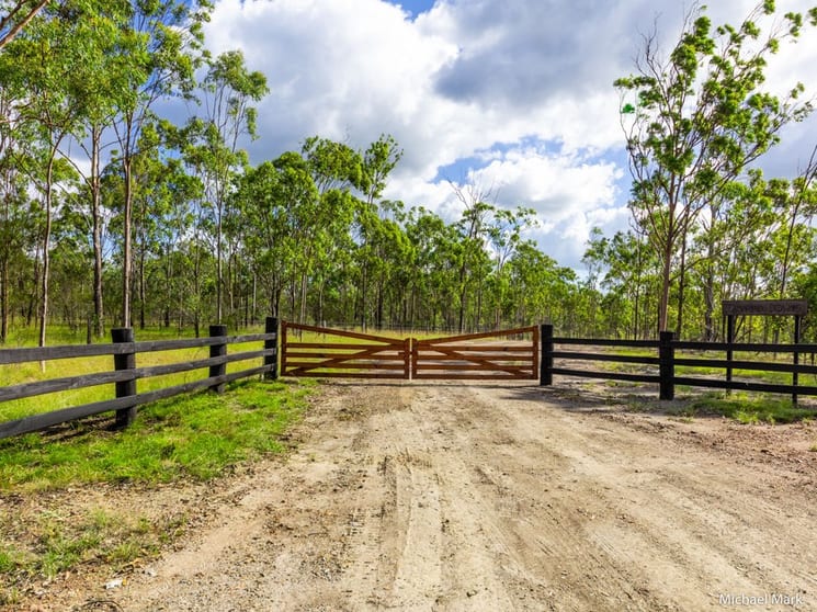 Click to view all images 71 Buckholz Rd Eureka QLD 4660 - Image 3