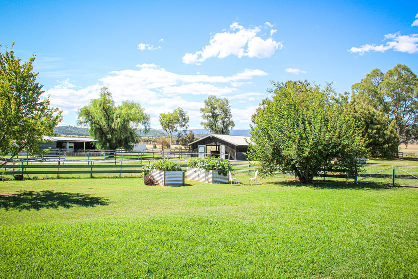 Click to view all images 1648 Manilla Rd Tamworth NSW 2340 - Image 3
