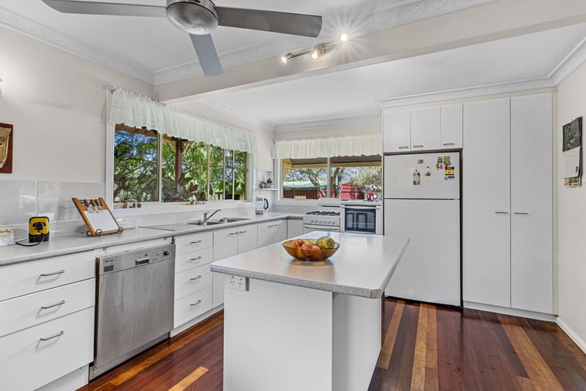 Click to view all images 475 Diamondfield Road Kandanga QLD 4570 - Image 3
