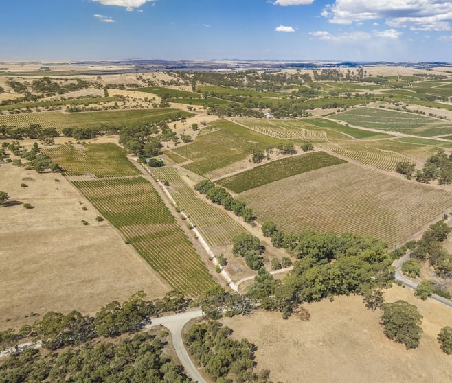Click to view all images 'Highview' Slaughterhouse Road Clare SA 5453 - Image 1