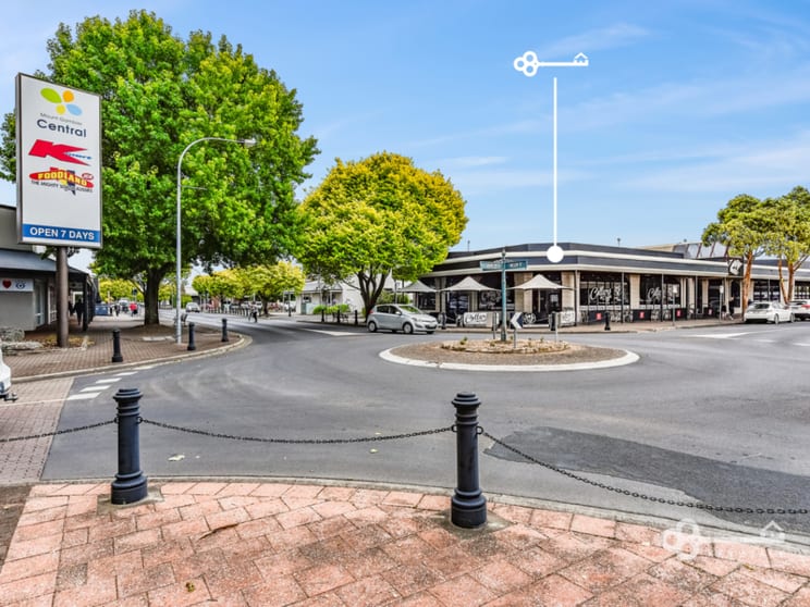 1/14 Helen Street Mount Gambier SA 5290 - Image 1