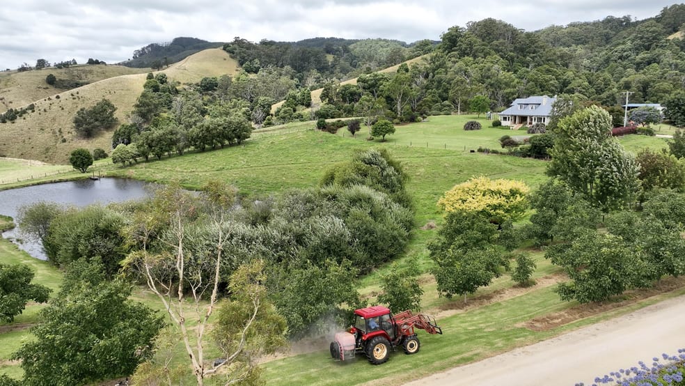 Click to view all images 134 Petersons Road Ellinbank VIC 3821 - Image 3