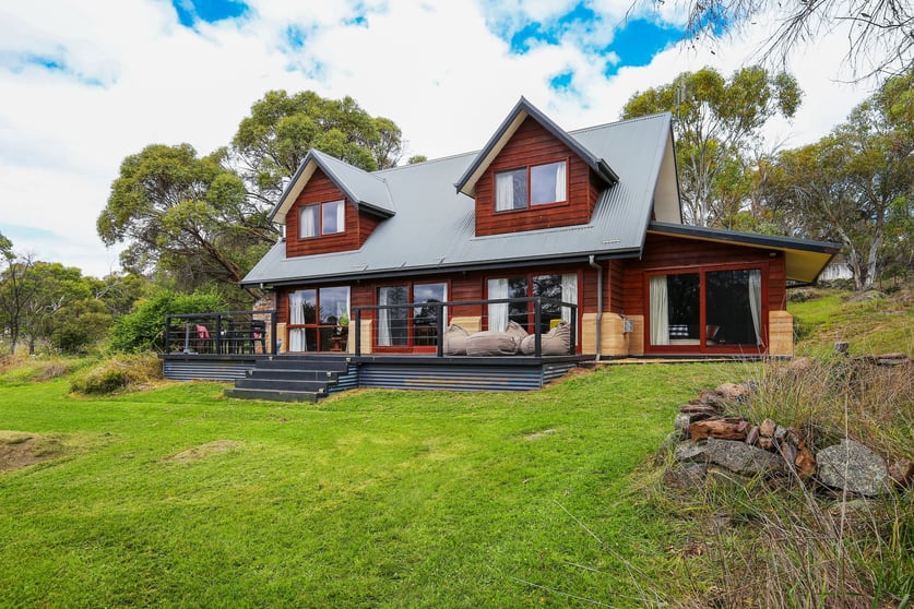 71 Iron Pot Creek Road Jindabyne NSW 2627 - Image 1