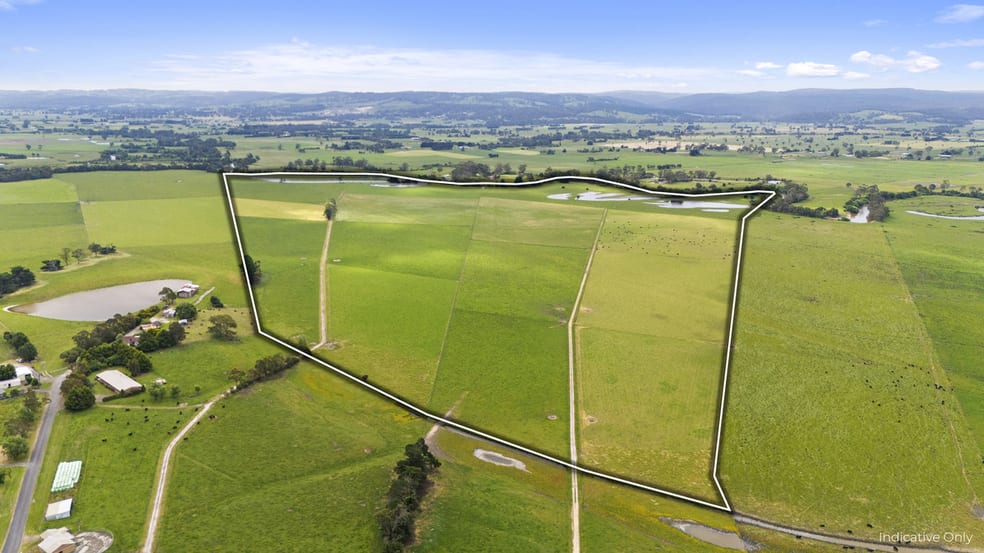 Click to view all images 150 + 220 Marshalls Road Traralgon VIC 3844 - Image 1