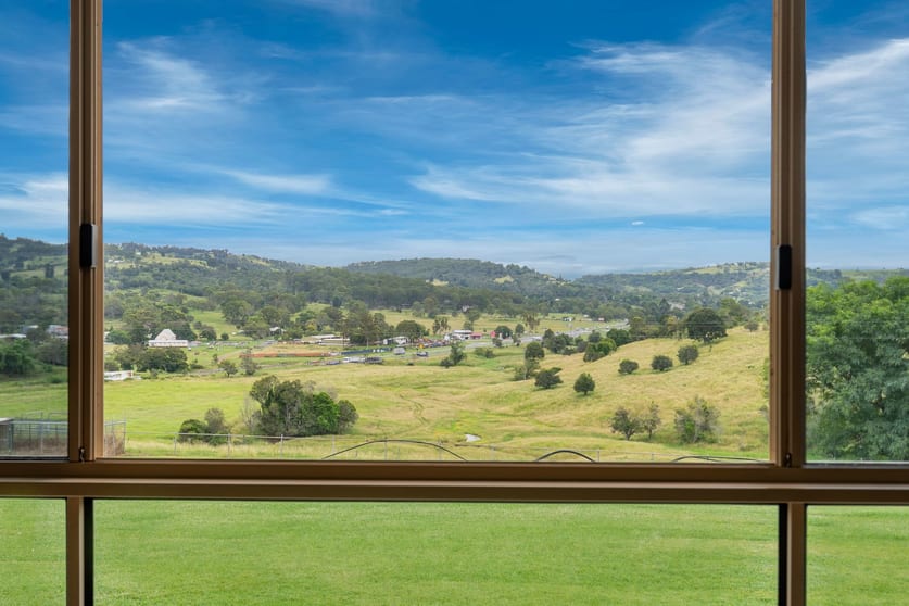 Click to view all images 37 Zabels Road South Minden QLD 4311 - Image 2