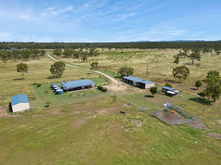 Click to view all images 77 Walshs Road Nebo QLD 4742 - Image 1