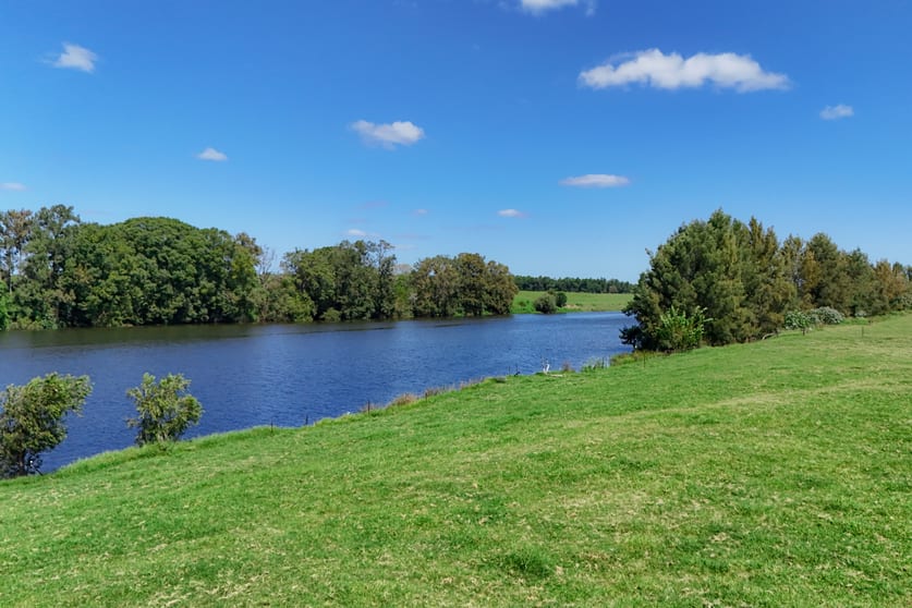 Click to view all images 22 Warne Drive Aldavilla NSW 2440 - Image 2