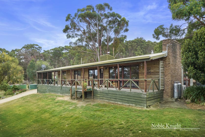 Click to view all images 1257 Ghin Ghin Road Highlands VIC 3660 - Image 3