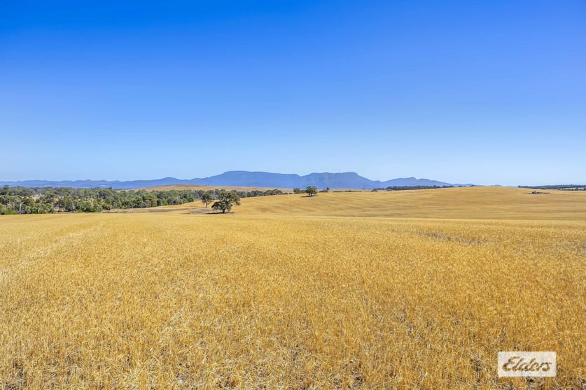 Click to view all images 6A,6B,6A1 Burrumbeep Road Willaura North VIC 3379 - Image 3