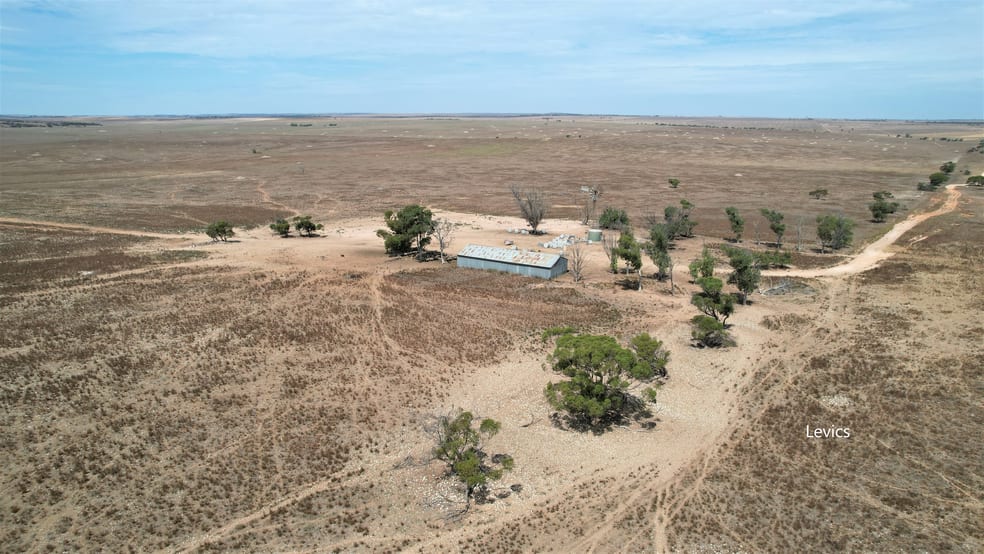 Click to view all images 256 Blacket Road Wynarka SA 5306 - Image 2
