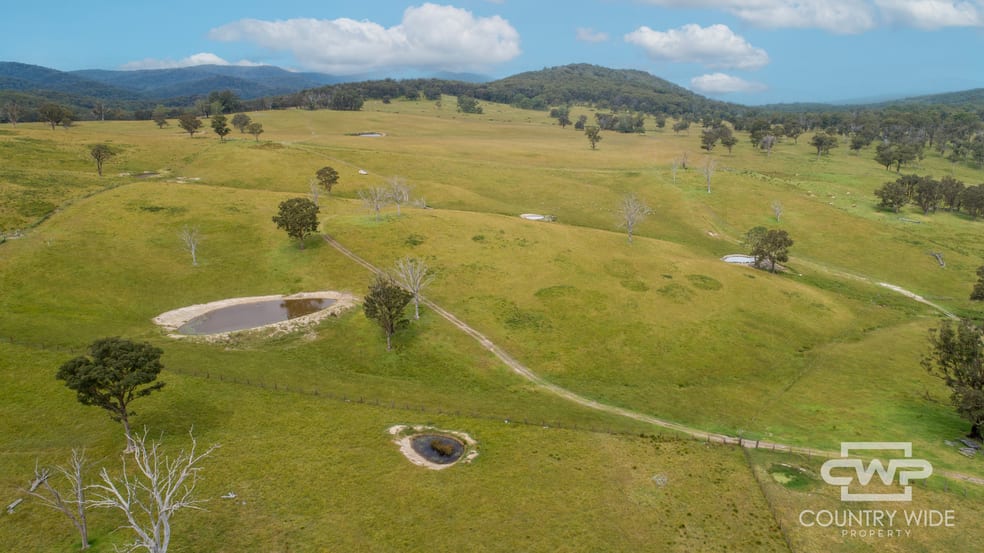 Click to view all images 1783 Tablelands Road Red Range NSW 2370 - Image 2