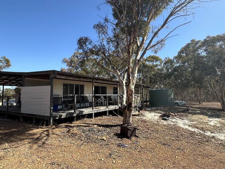 Click to view all images 590a Hillcroft Road Brookton WA 6306 - Image 1