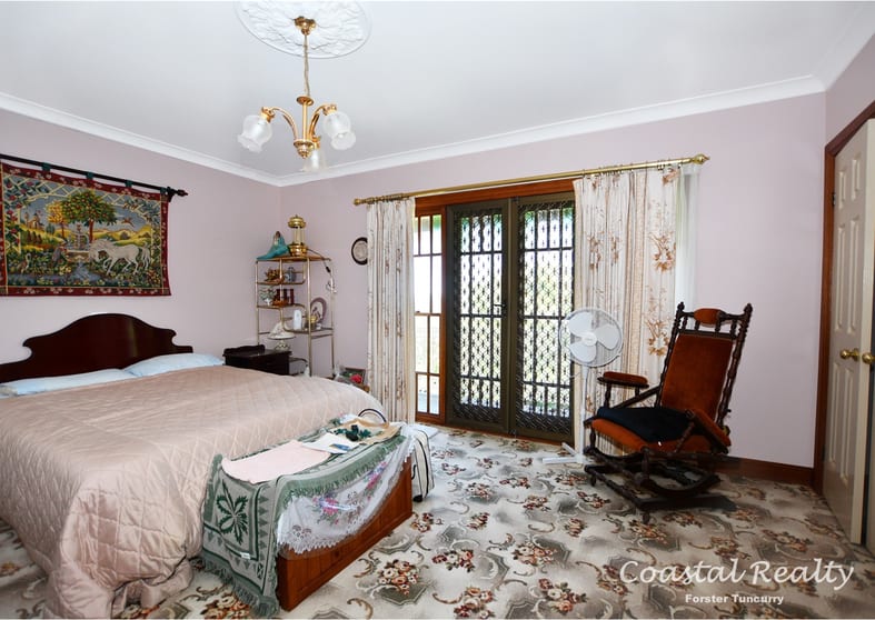 Click to view all images 61 Burraneer Road Coomba Park NSW 2428 - Image 3