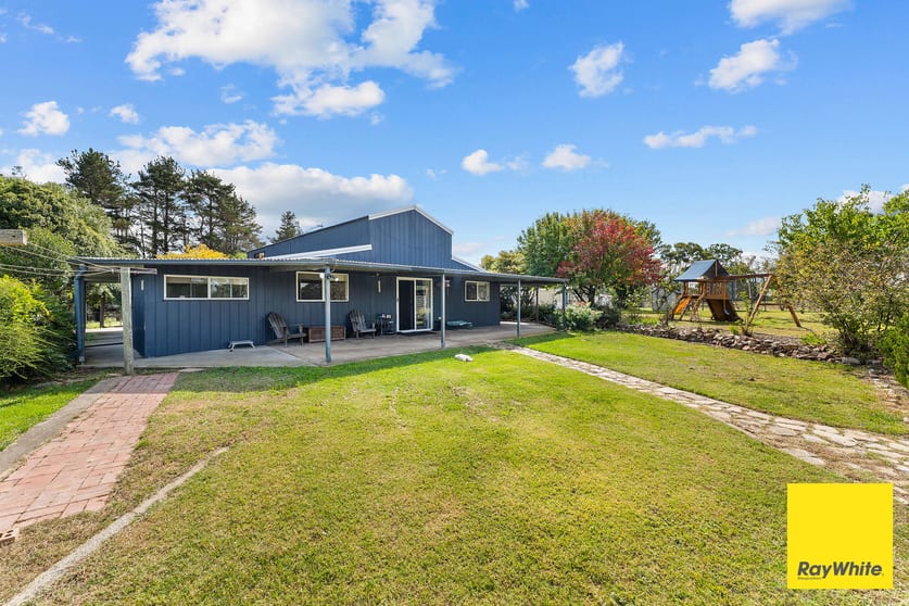 Click to view all images 24 Kings Creek Lane Boro NSW 2622 - Image 2
