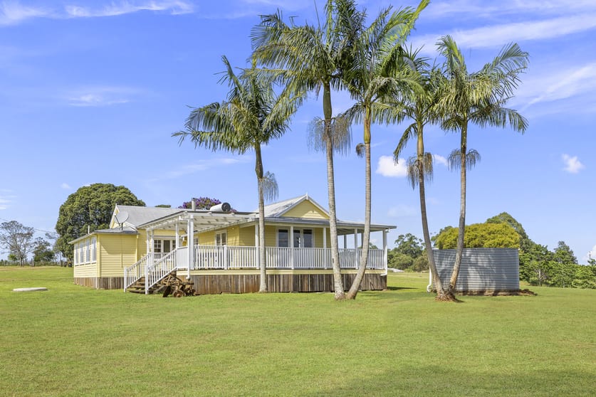 Click to view all images 371 Whian Whian Road Whian Whian NSW 2480 - Image 1