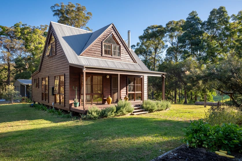 Click to view all images 120 Lyrebird Ridge Road Coolagolite NSW 2550 - Image 1