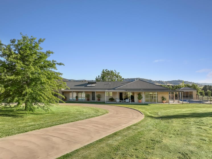 Click to view all images 145 Desmonds Road Boorolite VIC 3723 - Image 2
