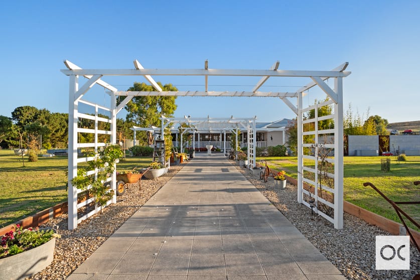 Click to view all images 422 Goolwa Road Mosquito Hill SA 5214 - Image 3