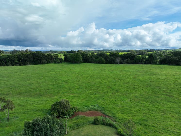 Click to view all images 928 Glen Allyn Rd Glen Allyn QLD 4885 - Image 3