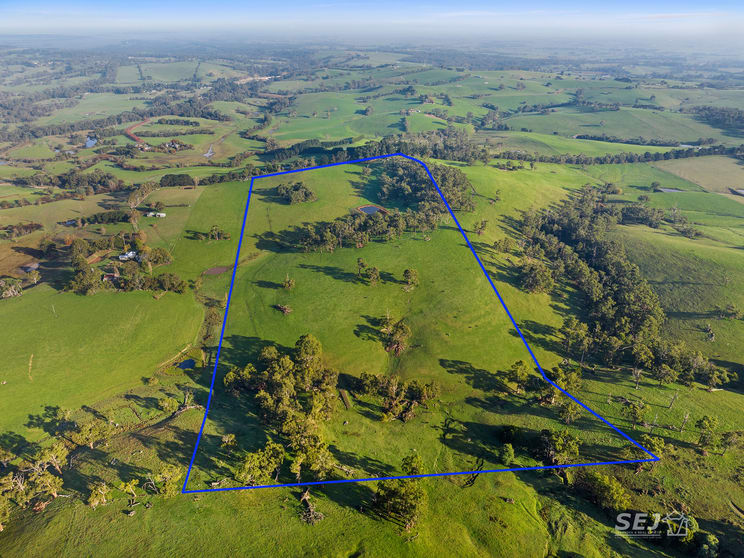 Click to view all images 200 Armstrongs Road Meeniyan VIC 3956 - Image 3