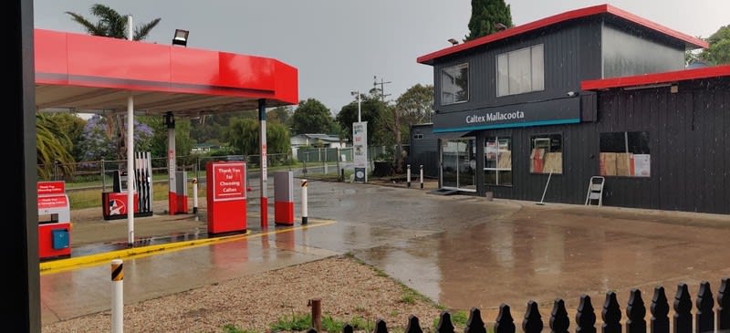 Click to view all images Service Station business for sale in Lakes & Wilderness - Greater Area VIC - Image 2