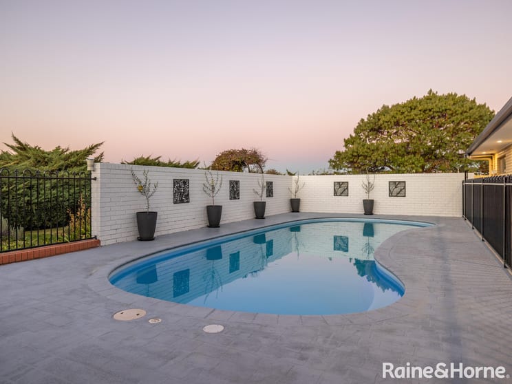Click to view all images Perthville NSW 2795 - Image 3