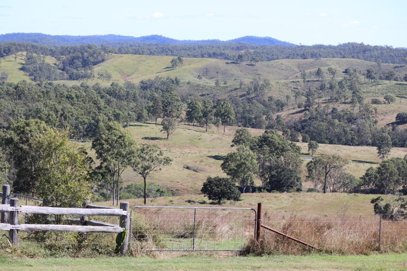 Click to view all images 6 Greenbank Road Mount Perry QLD 4671 - Image 3