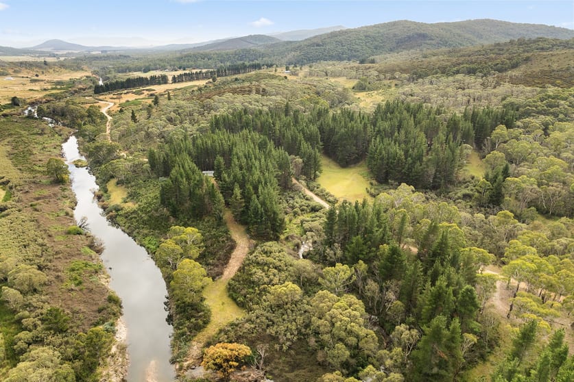 Click to view all images 193 Wyanbene Road Wyanbene NSW 2622 - Image 1