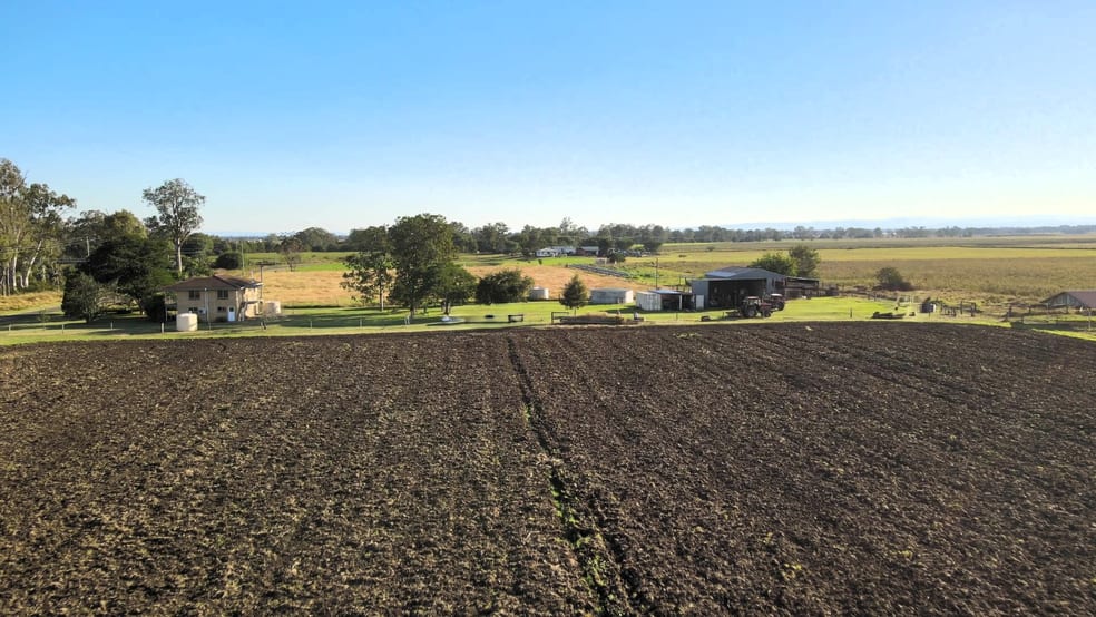 Click to view all images 447 Mahons Road Coominya QLD 4311 - Image 2