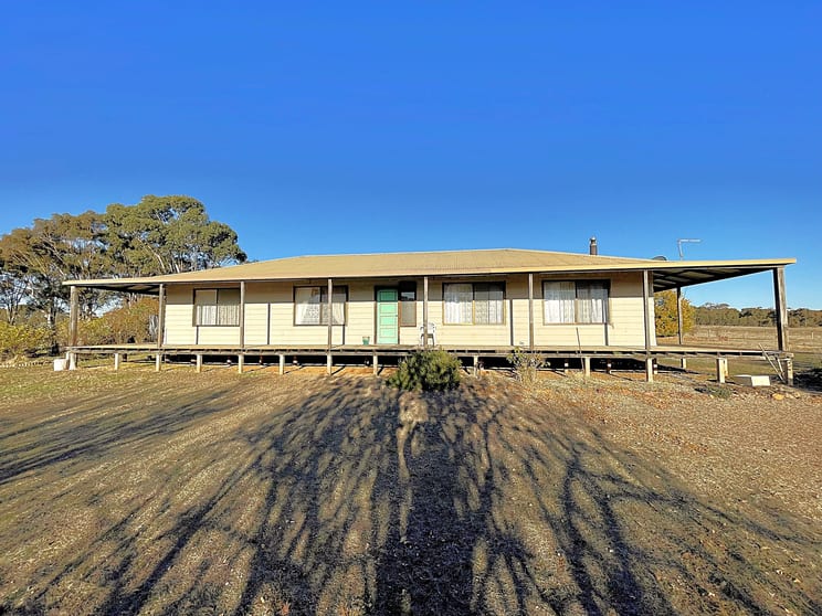 Click to view all images 117 Murray Road Carapooee VIC 3477 - Image 1