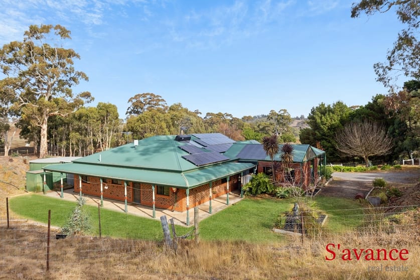 Click to view all images 182 Retreat Valley Road Gumeracha SA 5233 - Image 2