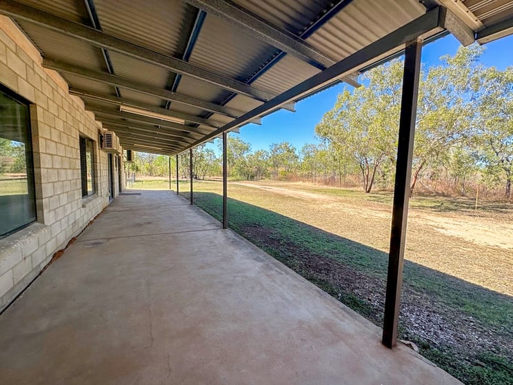 Click to view all images 260 Edith Farms Road Katherine NT 0850 - Image 2