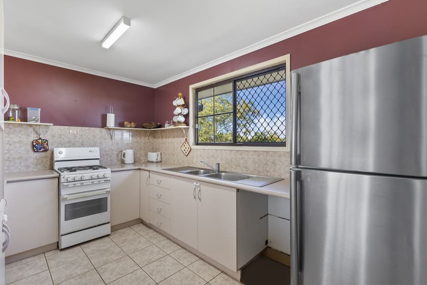 Click to view all images 149 Mount Tarampa Road Mount Tarampa QLD 4311 - Image 3