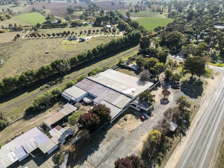 Click to view all images 10291 Mid Western Highway Cowra NSW 2794 - Image 3