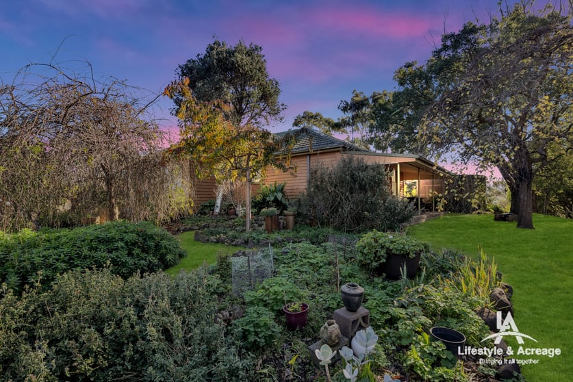 Click to view all images 100 Otooles Road Wild Dog Valley VIC 3953 - Image 3