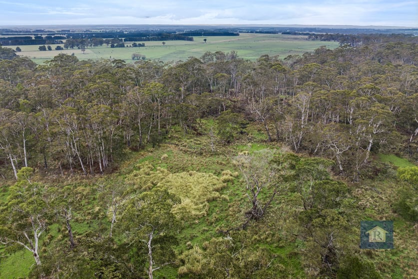 Click to view all images 225 Clifton Road Swan Marsh VIC 3249 - Image 2