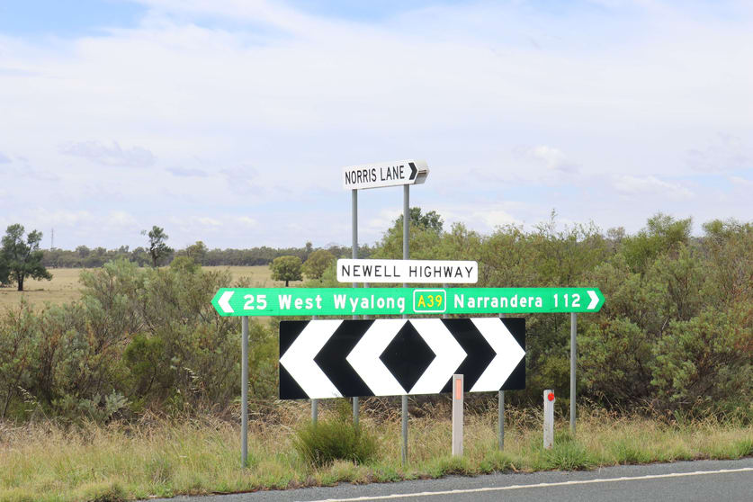 Click to view all images 523 Norris Lane West Wyalong NSW 2671 - Image 3