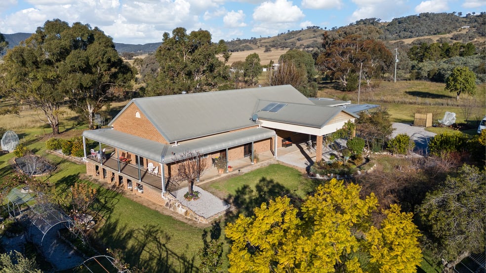 Click to view all images 73 Carara Road Mudgee NSW 2850 - Image 1