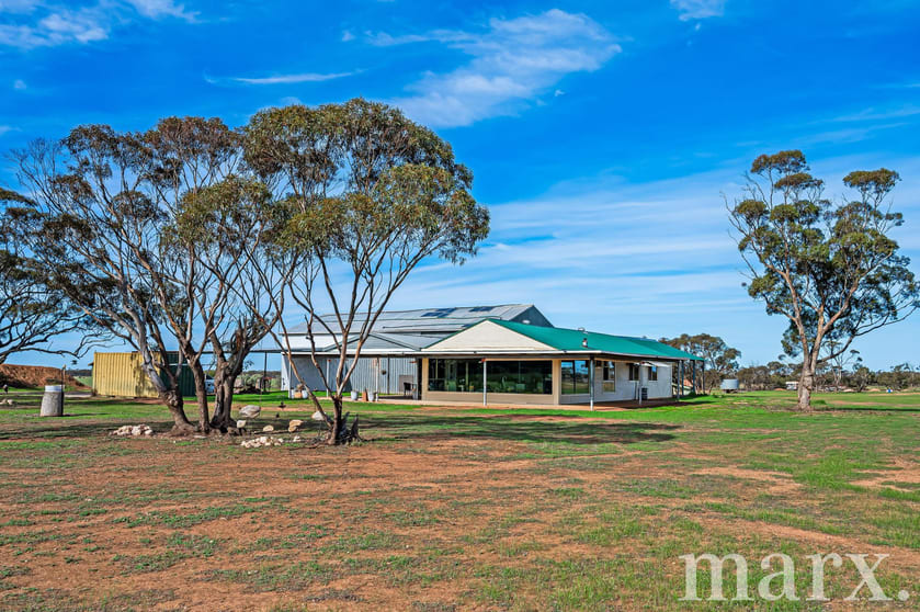 Click to view all images 280 Swamp Road Truro SA 5356 - Image 3