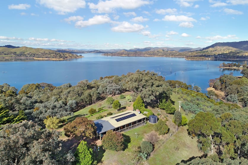 Click to view all images 3107 Maintongoon Road Bonnie Doon VIC 3720 - Image 3