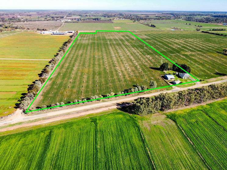 Click to view all images 119 Steicke Road Beverford VIC 3590 - Image 2