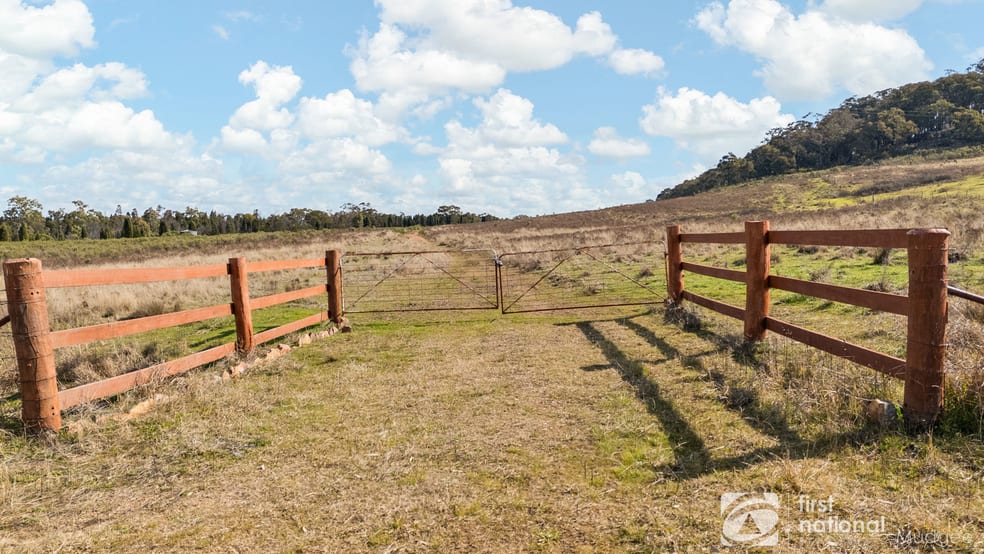 Click to view all images 189 Montaza Road Gulgong NSW 2852 - Image 2